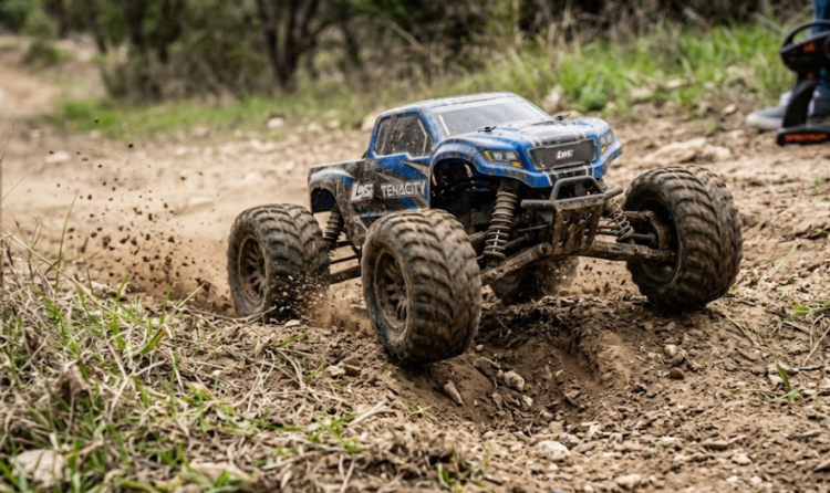 How It Performs on Dirt, Grass, and Gravel
