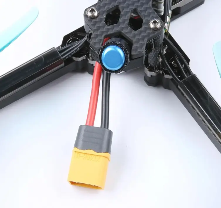 FPV drone battery disconnected from the XT60 power connector during inspection