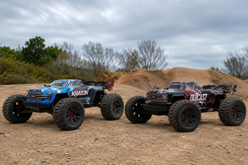 ARRMA Kraton vs Outcast